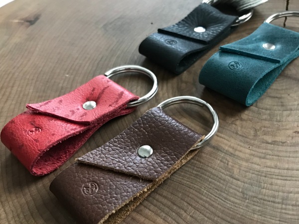 PTW travel keychain leather colours